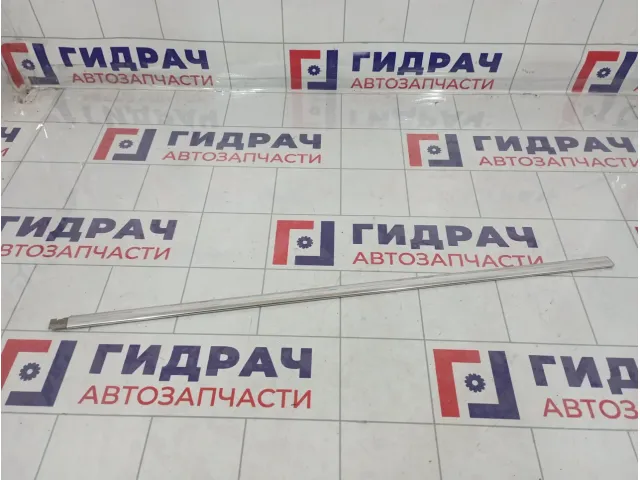 Молдинг двери задней правой Skoda Superb (3T) 3T5839644