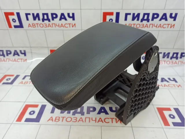 Подлокотник Skoda Superb (3T) 3T0864207DYGM