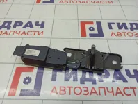 Ответная часть замка багажника Skoda Superb (3T) 4F9827383E