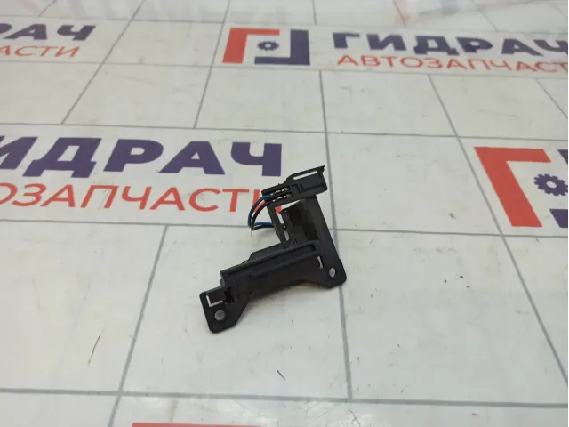 Выключатель концевой Skoda Superb (3T) 3T0959121A