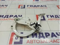 Петля крышки багажника левая Skoda Superb (3T) 3T0827151B