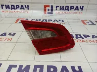 Фонарь задний внутренний левый Skoda Superb (3T) 3T5945107
