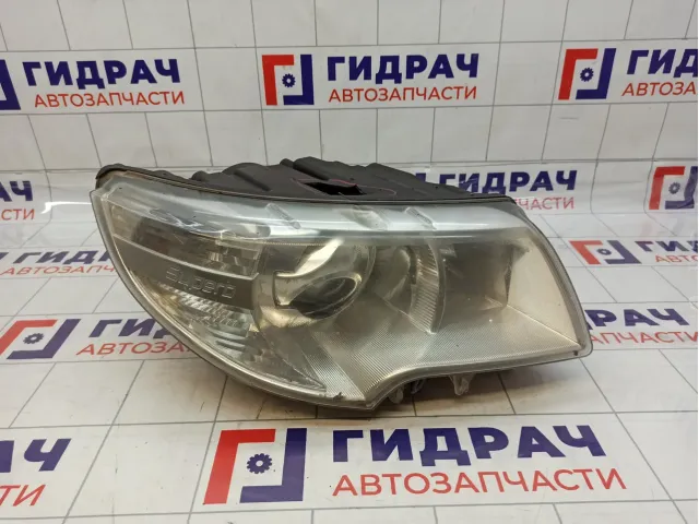 Фара правая Skoda Superb (3T) 3T1941018E
