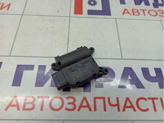 Моторчик заслонки отопителя Skoda Superb (3T) 3C0907511