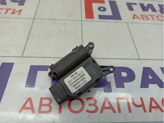 Моторчик заслонки отопителя Skoda Superb (3T) 3C1907511F