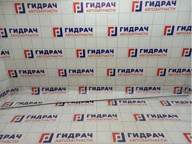 Молдинг крыши левый Skoda Superb (3T) 3T5853701GRU