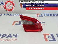 Фонарь задний внутренний левый Skoda Superb 2 3T5945107.