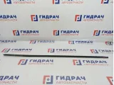 Накладка стекла переднего левого Skoda Superb 2 3T0837475A.