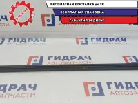 Уплотнитель стекла двери передней левой Skoda Superb 2 3T0837479.