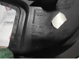 Держатель задней полки правый Skoda Superb 2 3T5867762B9B9.