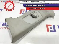 Обшивка стойки средней левой верхняя Skoda Superb 2 3T0867243D. Требует чистки.