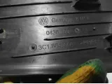 Накладка под ногу водителя Skoda Superb 2 3C1864777.