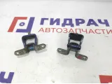 Петли двери багажника Skoda Superb 2 . Пара.