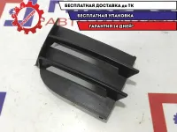 Решетка в бампер правая Skoda Superb 2 3T0853666.