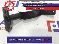 Кронштейн защиты картера правый Skoda Superb 2 5K0825922.