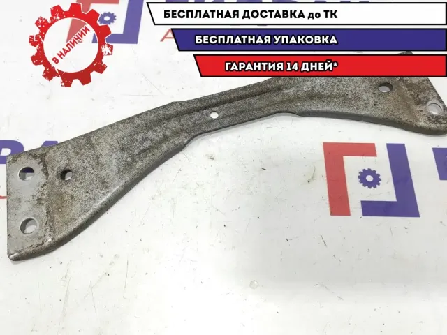 Кронштейн глушителя Skoda Superb 2 3C0802128.