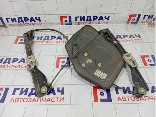 Стеклоподъемник передний правый Skoda Superb 3T0837462A