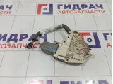 Моторчик стеклоподъемника переднего правого Skoda Superb 8K0959802A