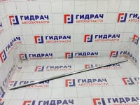 Накладка стекла переднего правого Skoda Superb 3T0837476A