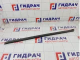 Уплотнитель стекла переднего правого Skoda Superb 3T0837480