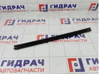 Уплотнитель стекла заднего левого Skoda Superb 3T5839479