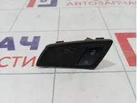 Кнопка центрального замка левая Skoda Superb 3T0962125B