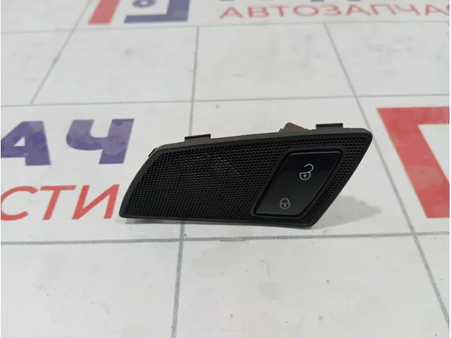 Кнопка центрального замка левая Skoda Superb 3T0962125B