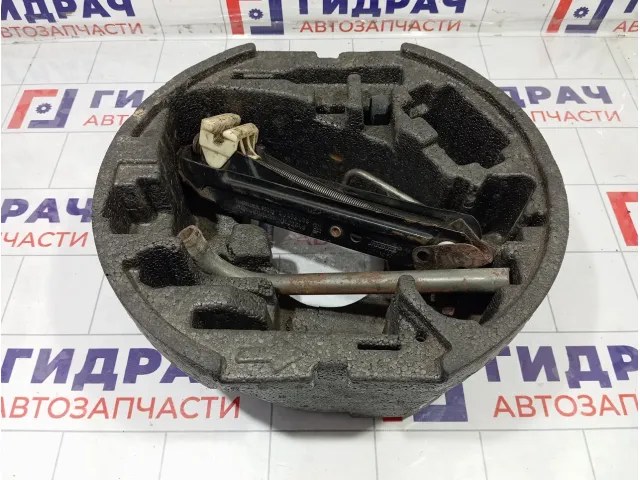 Ящик для инструментов Skoda Superb 3T0012115D