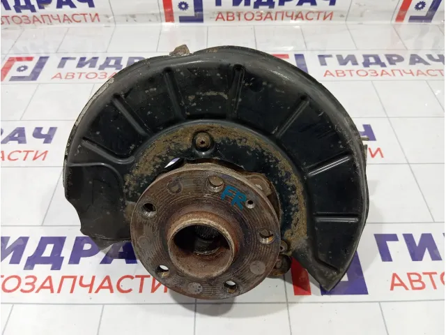 Кулак поворотный передний правый Skoda Superb 1K0407256AA