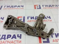 Кронштейн рычага переднего правого Skoda Superb 1K0199296E