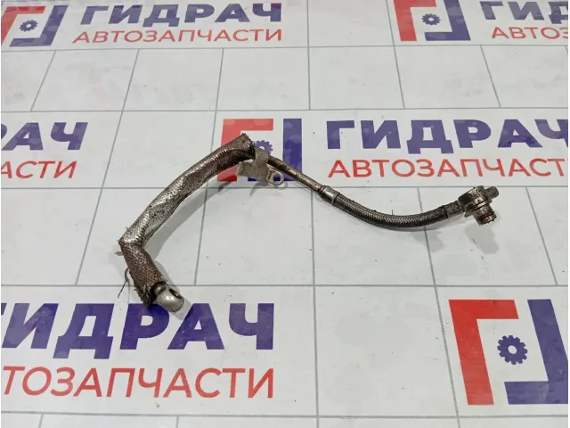 Трубка турбокомпрессора Skoda Superb 06J145771D