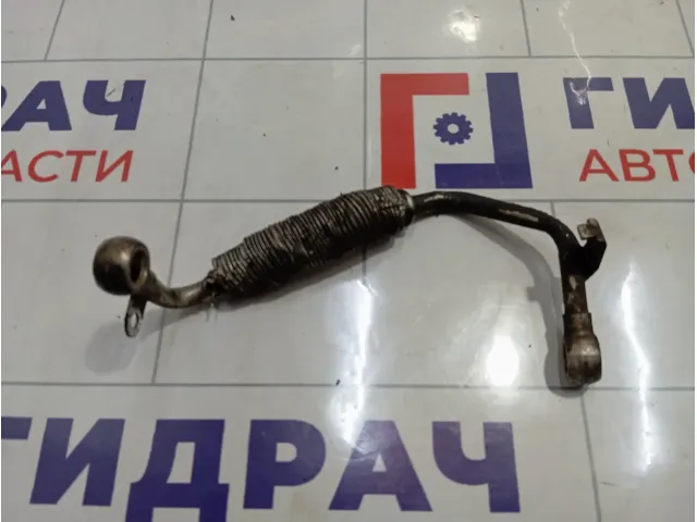 Трубка турбокомпрессора Skoda Superb 06J121497J