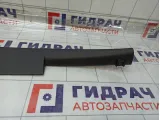 Обшивка двери багажника центральная Skoda Superb 3T5867605
