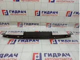 Обшивка двери багажника центральная Skoda Superb 3T5867605