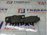 Ответная часть замка багажника Skoda Superb 4F9827383A