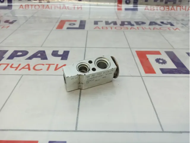 Клапан кондиционера Skoda Superb 1K0820679