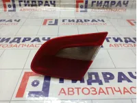 Фонарь задний внутренний правый Skoda Superb 3T5945108