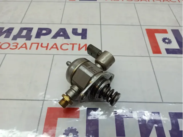 Насос (ТНВД) Skoda Superb 06H127025P