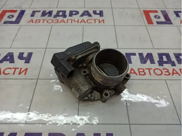 Дроссельная заслонка Skoda Superb 06F133062Q