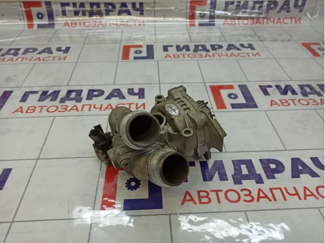 Насос водяной (помпа) Skoda Superb 06H121026BF