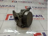 Насос вакуумный Skoda Superb 06J145100B