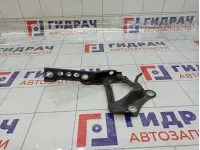 Петля капота правая Skoda Superb 3T0823302B