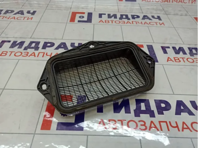 Воздухозаборник Skoda Superb 1K0815479B