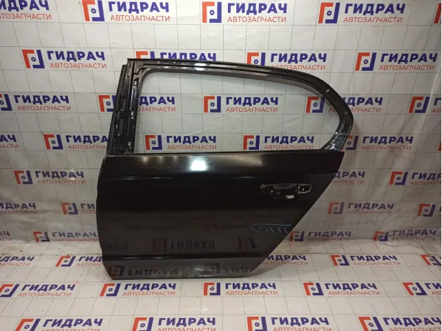 Дверь задняя левая Skoda Superb 3T5833055