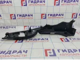 Держатель задней полки правый Skoda Superb (3T) 3T5867762B9B9