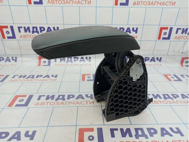 Подлокотник Skoda Superb (3T) 3T0864207EYGM