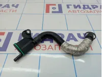 Трубка картерных газов Skoda Superb (3T) 06H103226A