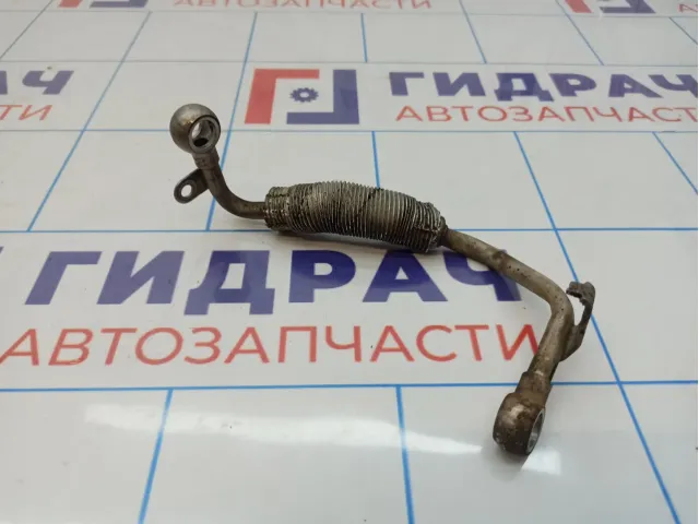 Трубка турбокомпрессора Skoda Superb (3T) 06J121497J