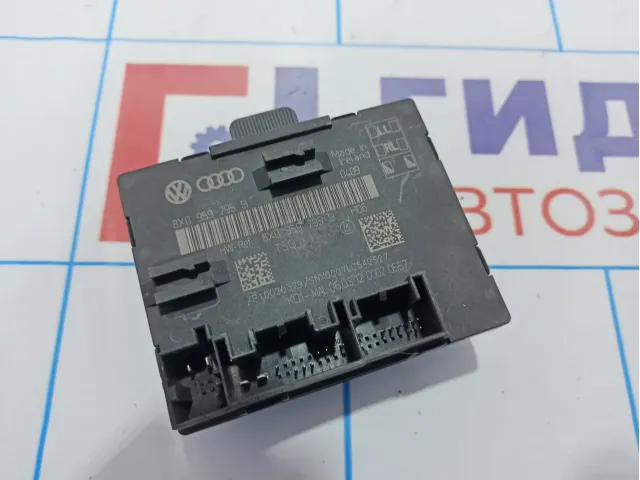 Блок комфорта двери задней Skoda Superb (3T) 8X0959795B