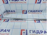 Накладка стекла переднего левого Skoda Superb (3T) 3T0837475A